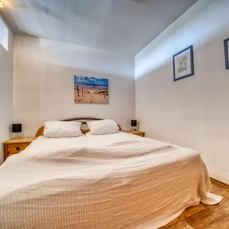 - Haus D, App 0d0403 아파트 하일리겐하펜